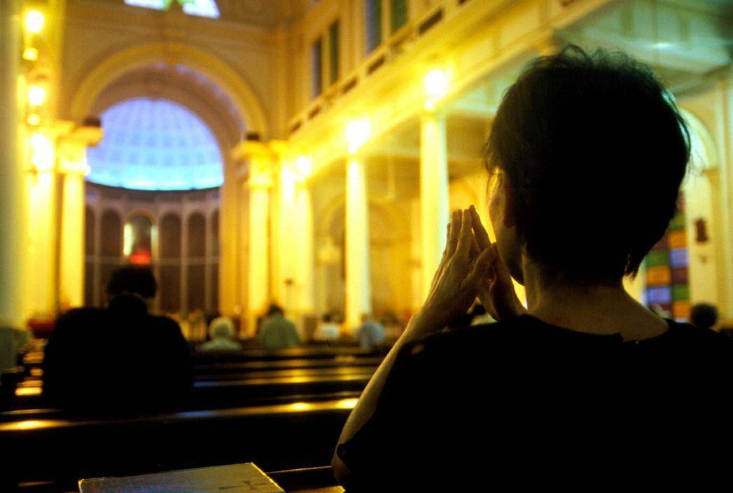 UN OMAGGIO ALLA DITTATURA