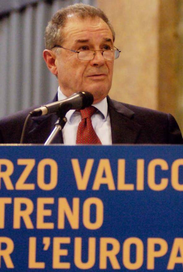 Burlando perde il valico, ma sogna nuovi corridoi