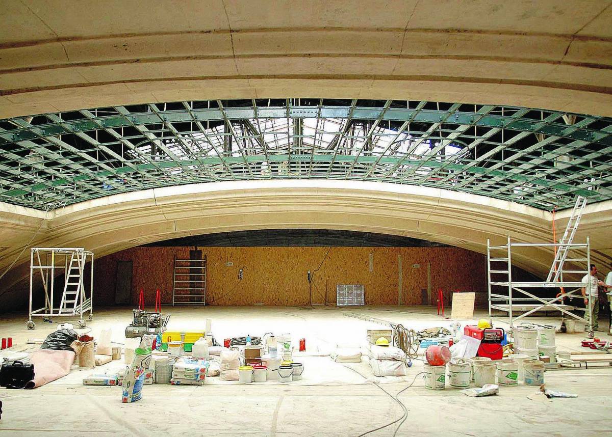 Centrale, restauro per vetrate e padiglioni