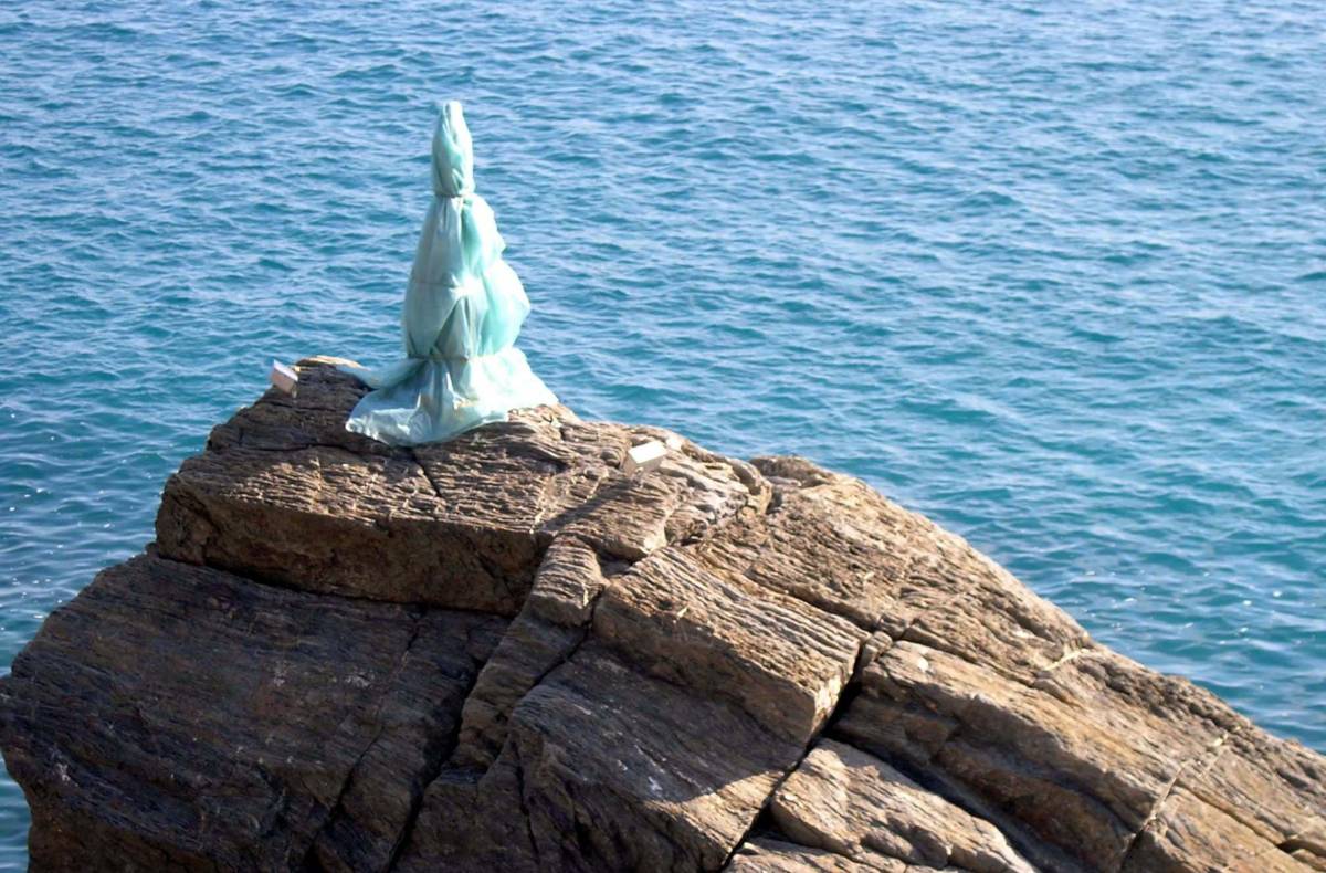 Sullo scoglio torna la Madonnina dell’Aguglia