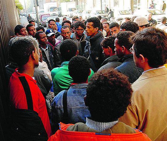 Immigrati occupano il convento delle suore