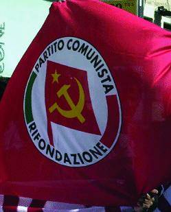 Comunista si lancia contro i Pacs