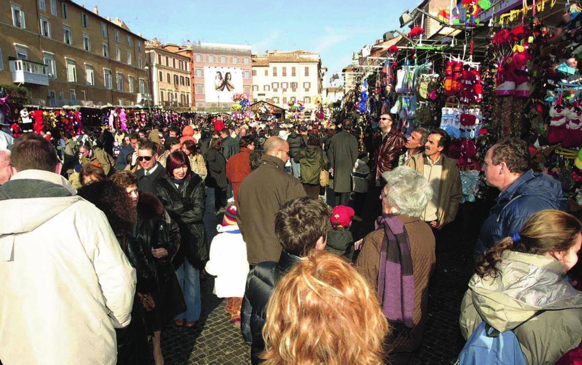 Ecco la Befana: festa prolungata e calza nuova