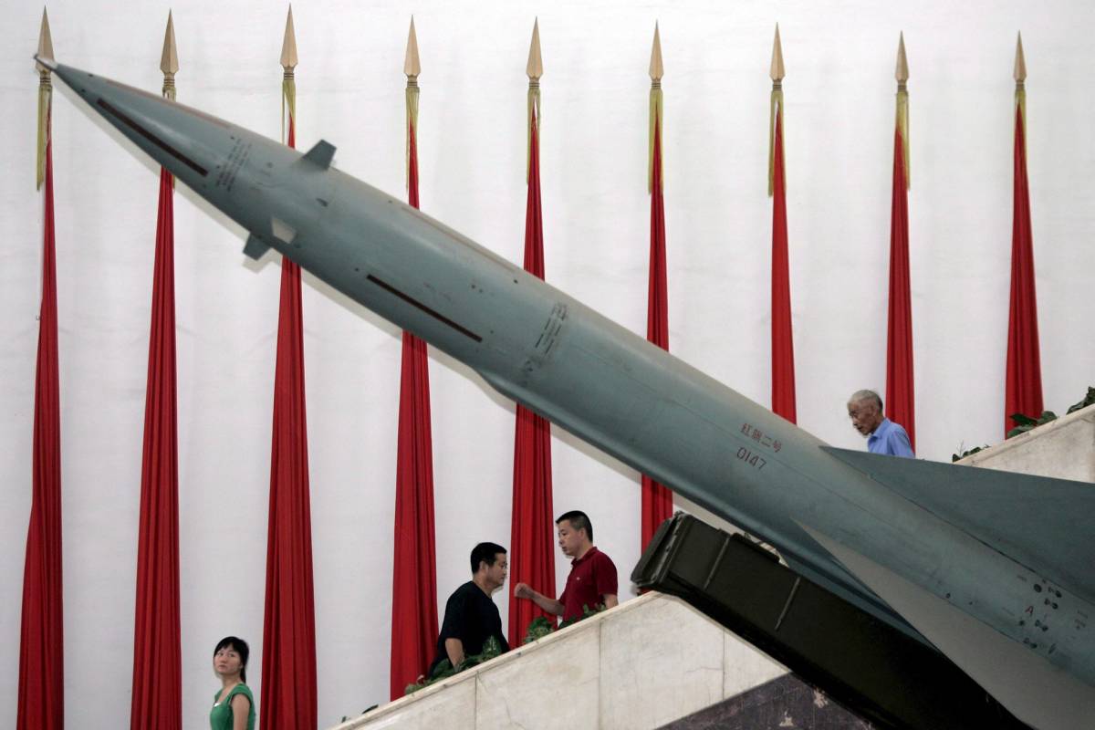 La Cina lancia un missile anti-satellite