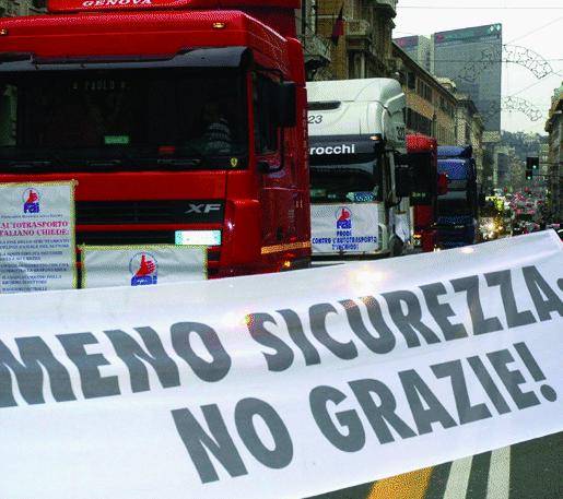 Proteste a Serra Riccò per 10 ore di black out