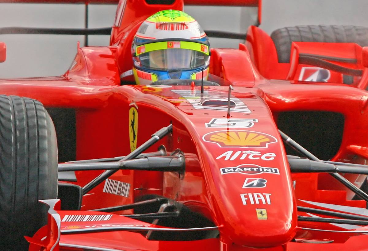 Ferrari, la nuova F2007 sempre più veloce