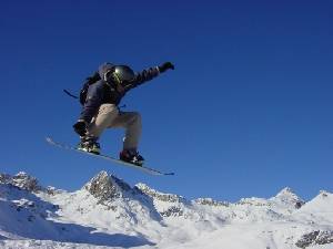 In forte aumento gli incidenti sullo snowboard