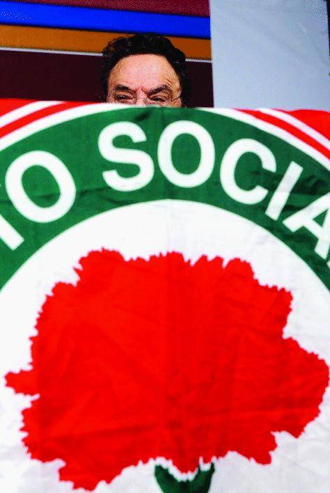 L’unità socialista resta sulla carta