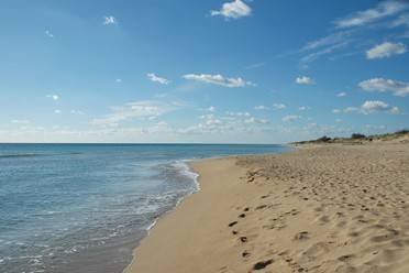 I turisti europei riscoprono l'Italia: vince la voglia di mare, Emilia Romagna star