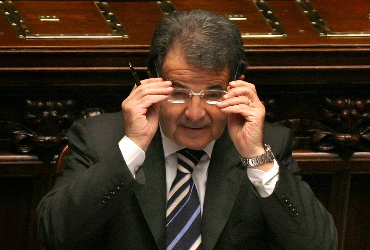 Mastella: governo malaticcio, ma vivrà. Turigliatto: Unione distante dai cittadini 