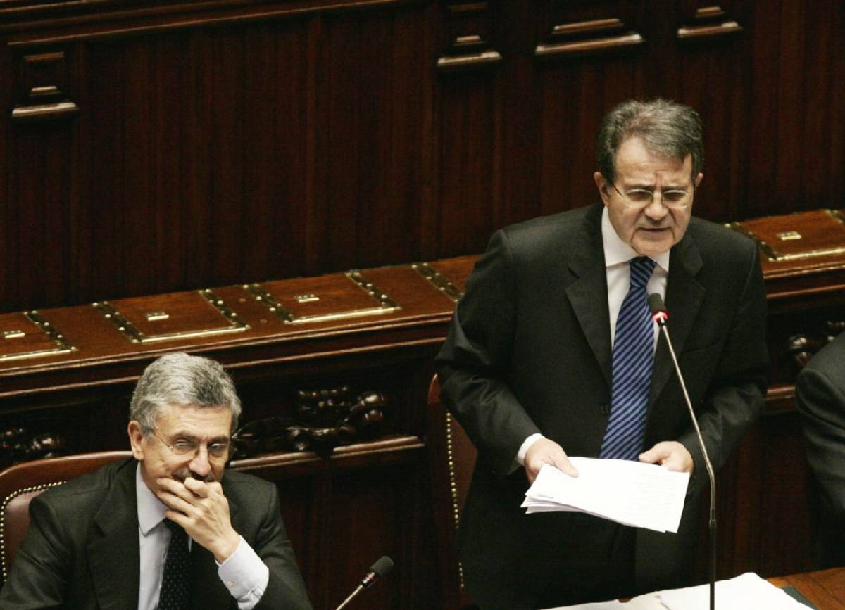 Prodi tace sui Dico. "Legge 
elettorale? Non ho piani"