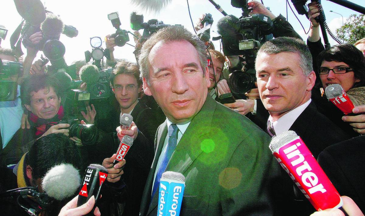 E ora Bayrou fa paura a Sarkozy e alla Royal