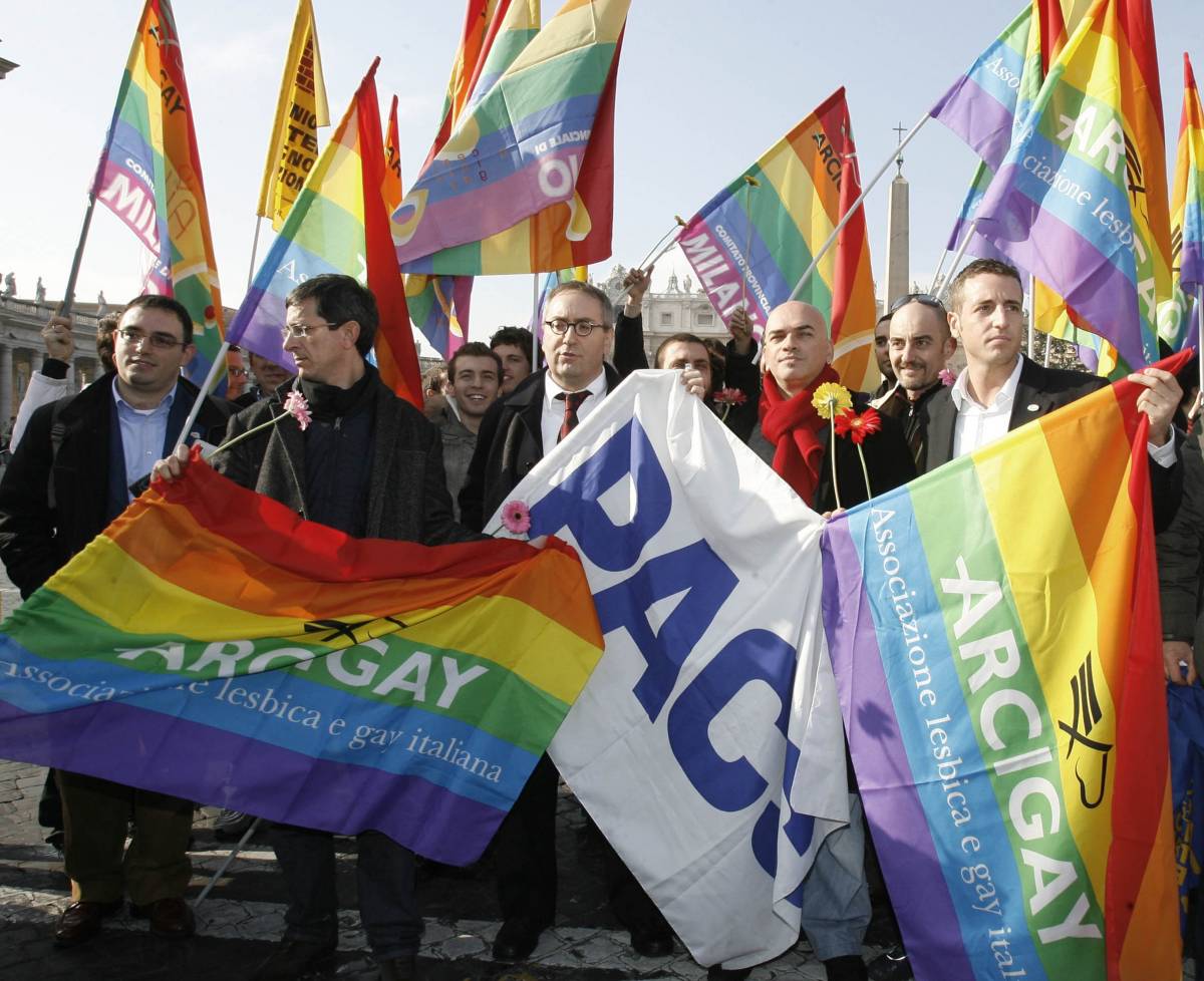 La sinistra non smette di litigare sui Dico 
Mastella: "Il provvedimento non passerà"