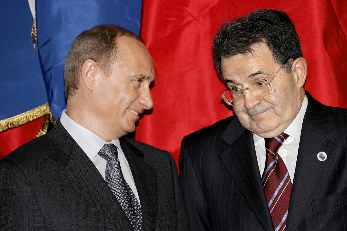 Putin a Prodi: "Per l'Afghanistan 
è necessaria una conferenza di pace"