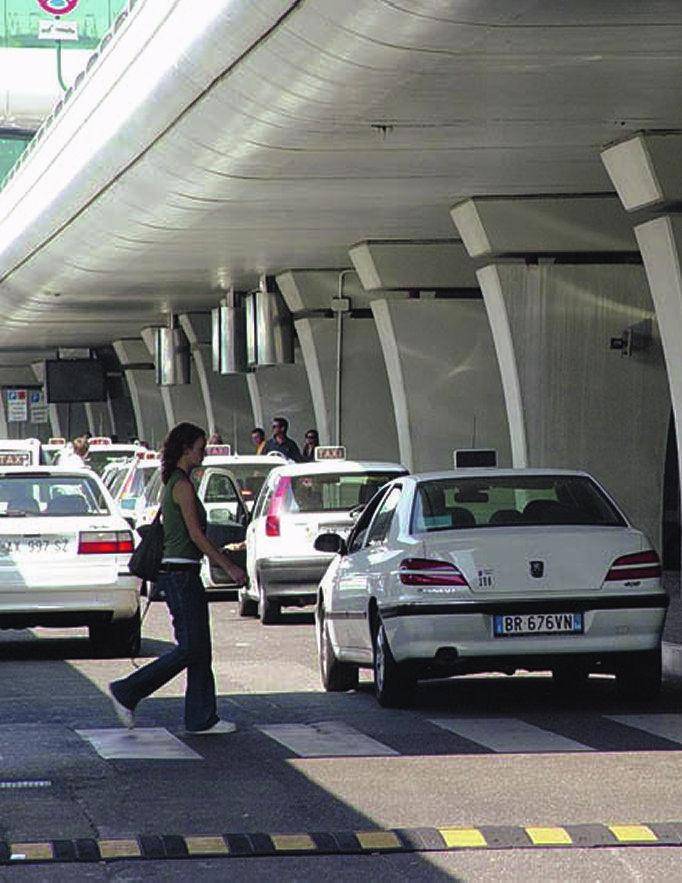 Taxi, si cambia: il «polmone» di Fiumicino ad AdR