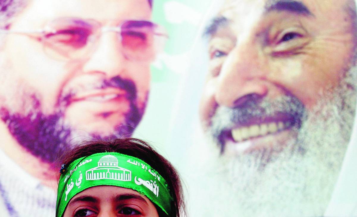 Craxi toglie l’embargo a Hamas Fini: «Siete degli irresponsabili»
