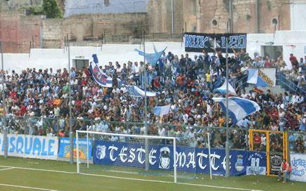 Violenza a Manfredonia, 
giornalista aggredito dagli ultras