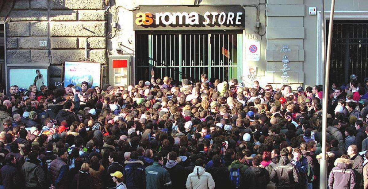 È febbre per Roma-Manchester: curve e distinti sud già esauriti