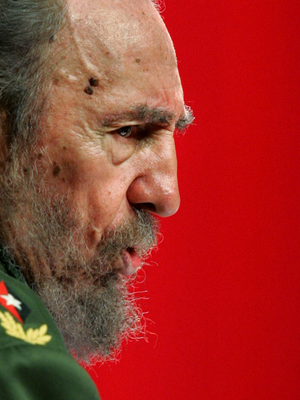 Castro editorialista contro Bush
