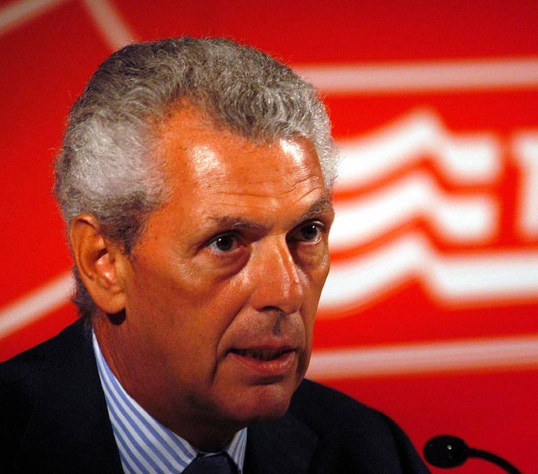 Telecom, duro monito da Usa e Ue: 
"Il governo stia fuori dall'azienda" 
Tronchetti: "Giocano al ribasso"