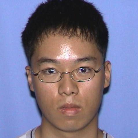 Virginia, il killer studente sudcoreano di 23 anni 
La lettera: "Colpa vostra se l'ho fatto"