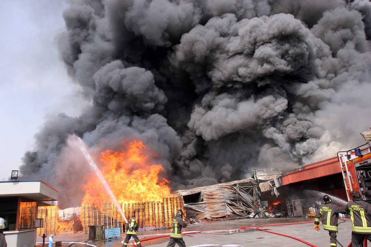 Treviso, spento l'incendio. Rientrata la paura