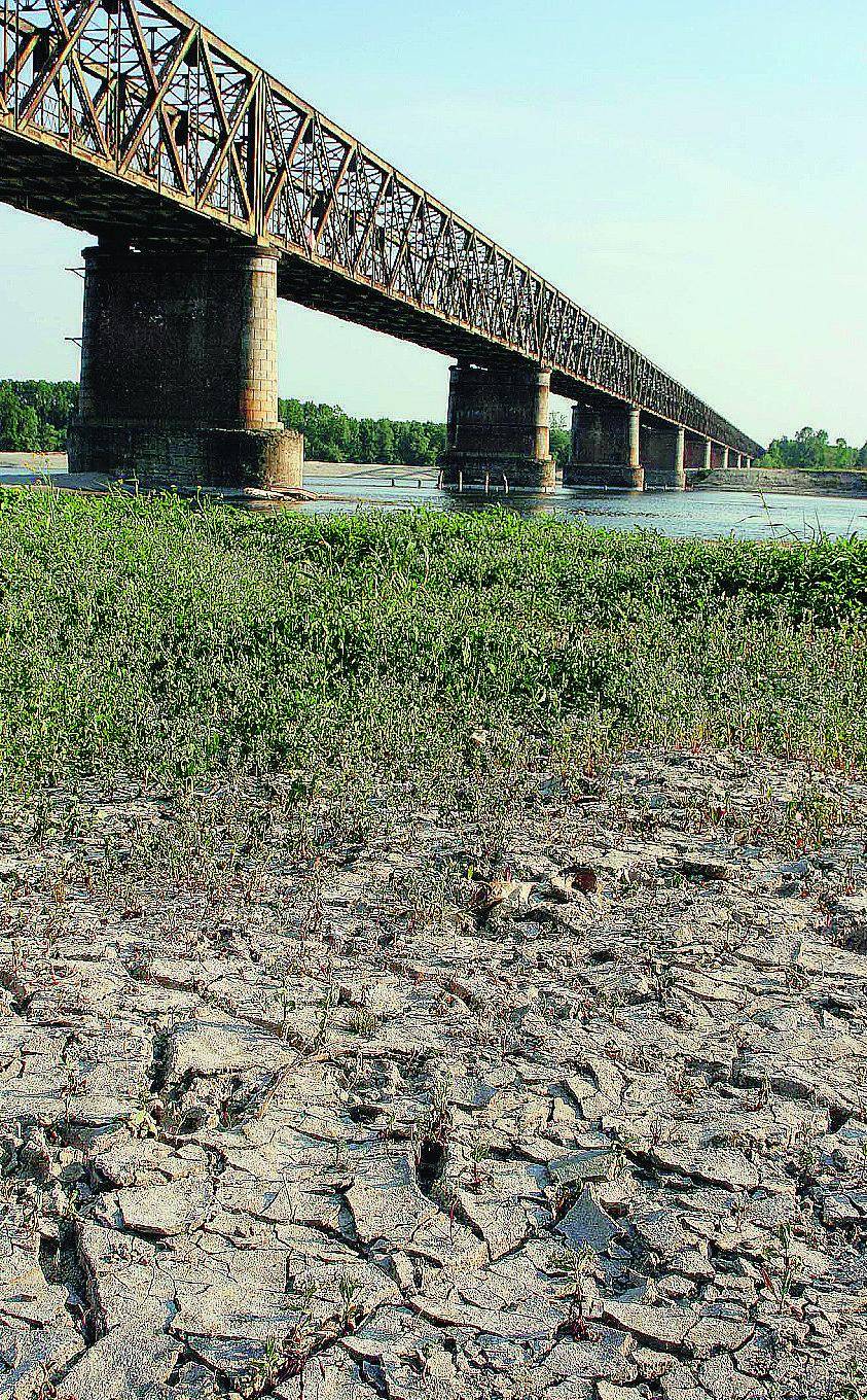 Governo, l’emergenza acqua ha fatto splash