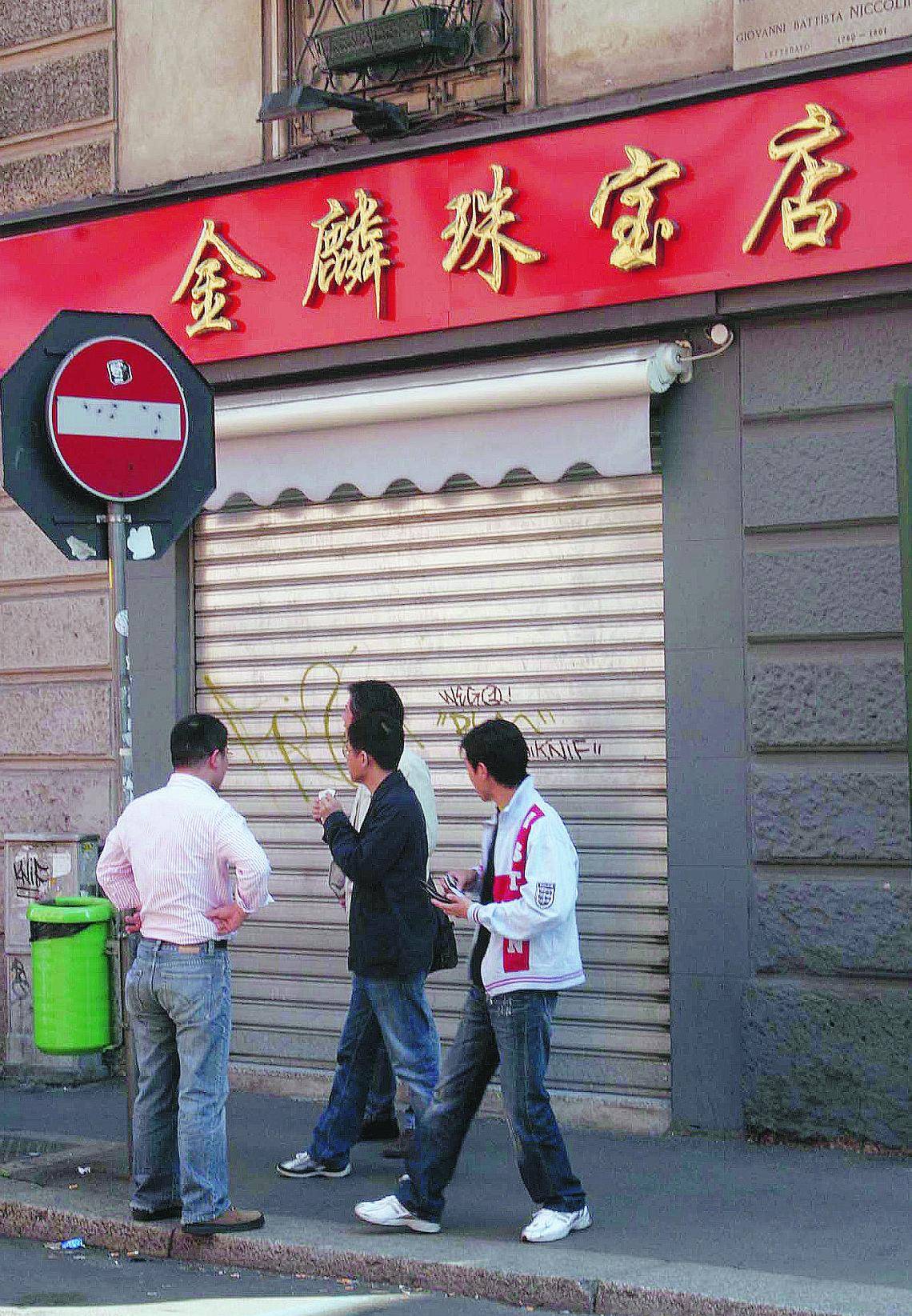I ghisa tornano a scuola Presto corsi di cinese per «capire» Chinatown