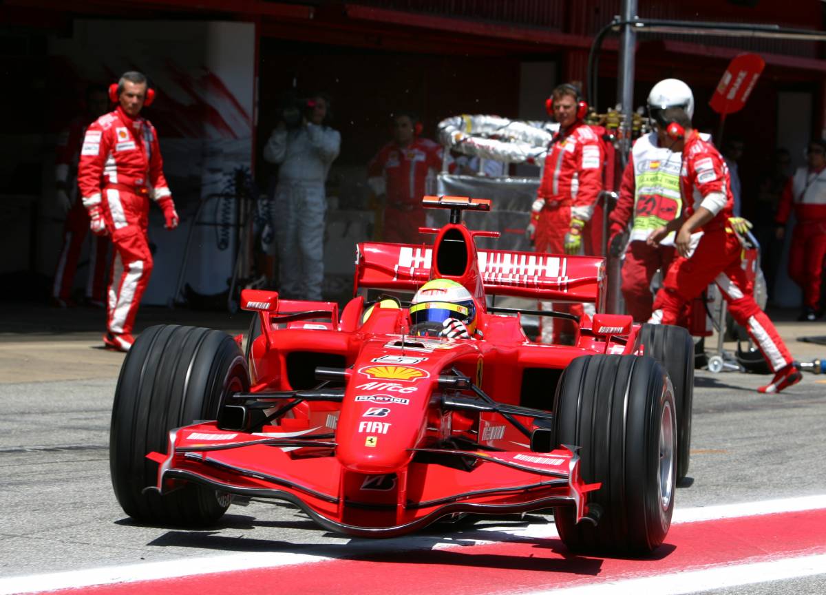 F1, terza pole consecutiva 
per la Ferrari di Massa