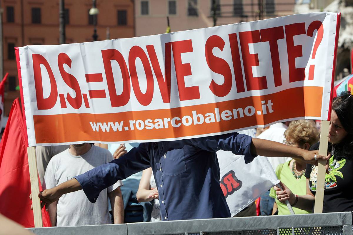 Dopo gli insulti delle piazze Ds in rivolta contro Fassino