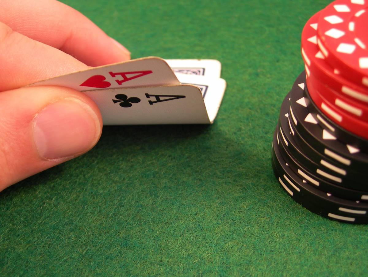 How To Win At Ultimate Texas Holdem