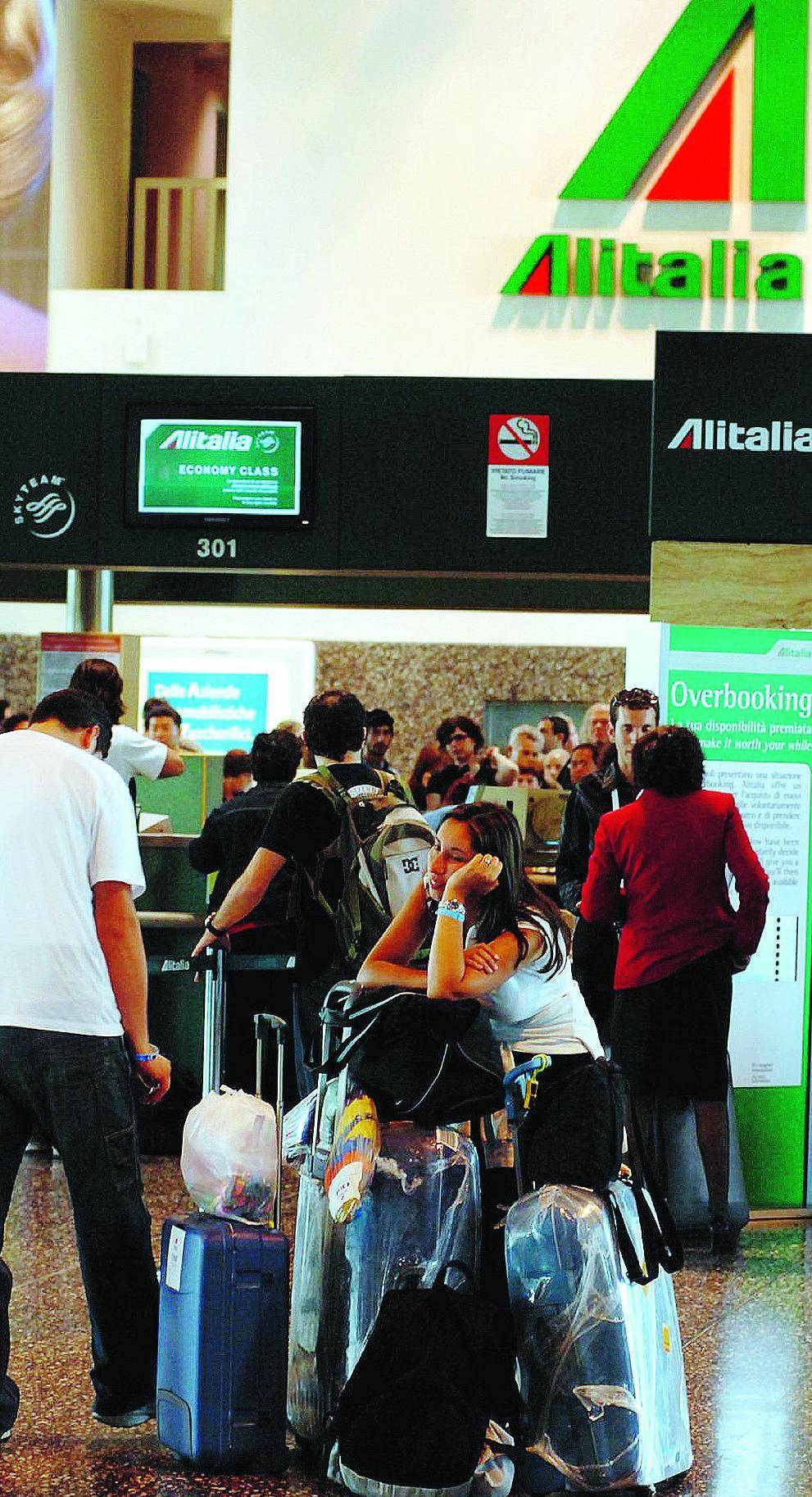 Alitalia, il Tesoro pronto a vendere tutto