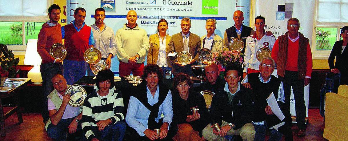 Il diluvio che ha colpito l'Italia agli inizi di maggio ha modificato i programmi del Challenge. Sospesa la gara all'Ambrosiano. Dimezzata la prova di Lignano Il temporale frena la corsa del Corporate
