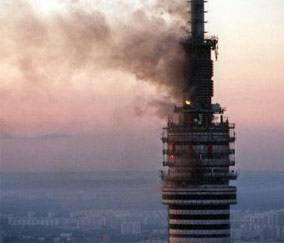 Mosca, fiamme sulla torre di Ostankino