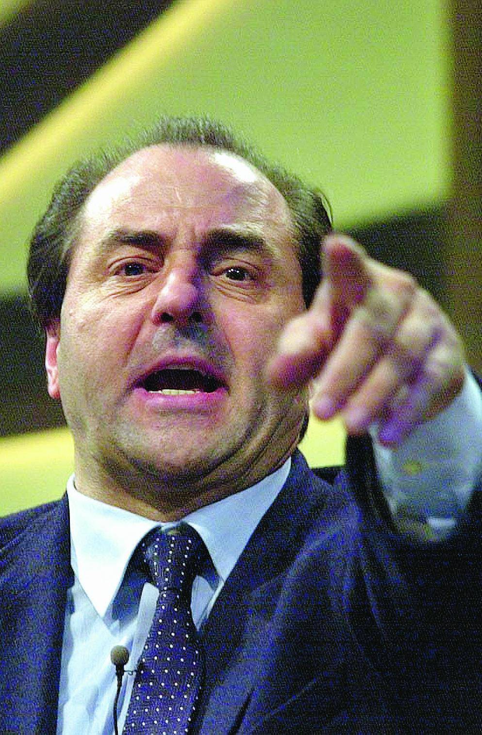 Di Pietro toglie i gradi a Visco: "Prodi gli revochi la delega"