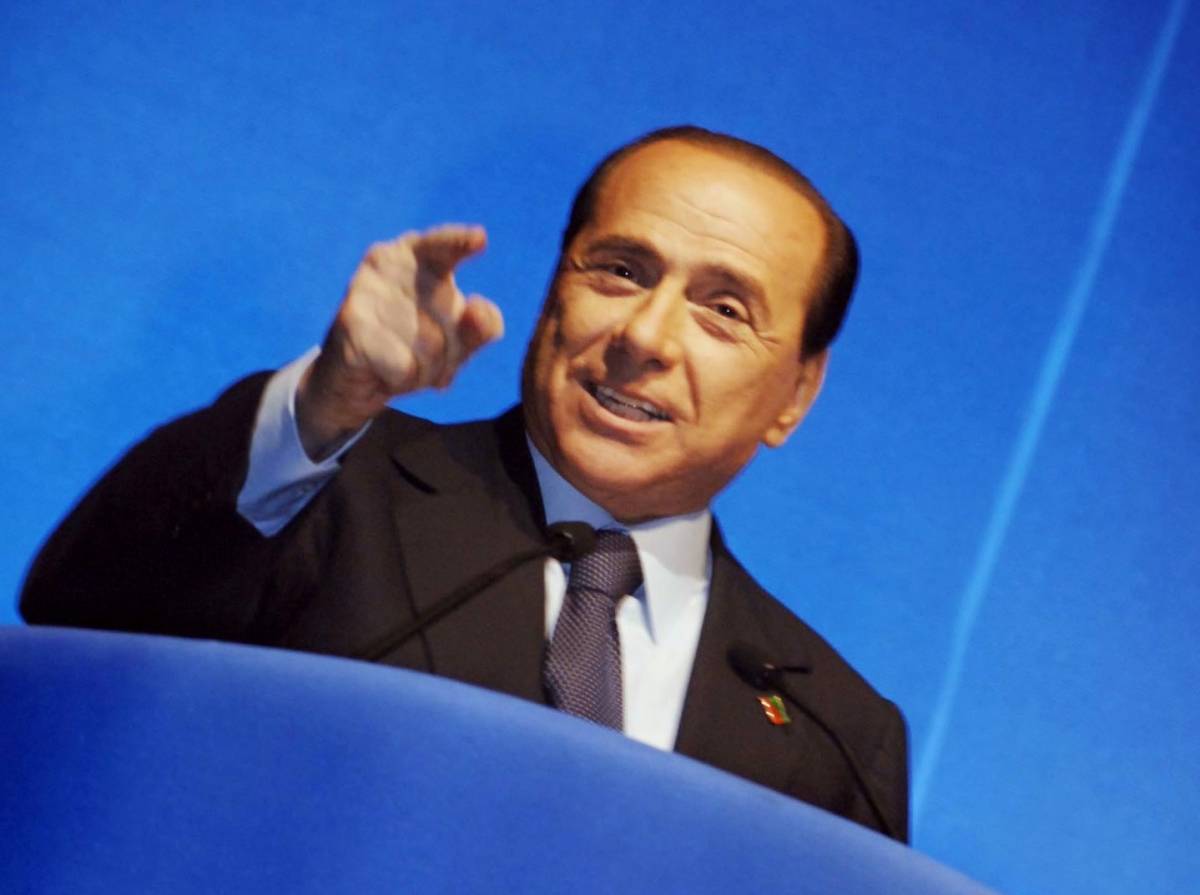 Berlusconi: "Al voto subito, 
non bisogna tirare troppo la corda"