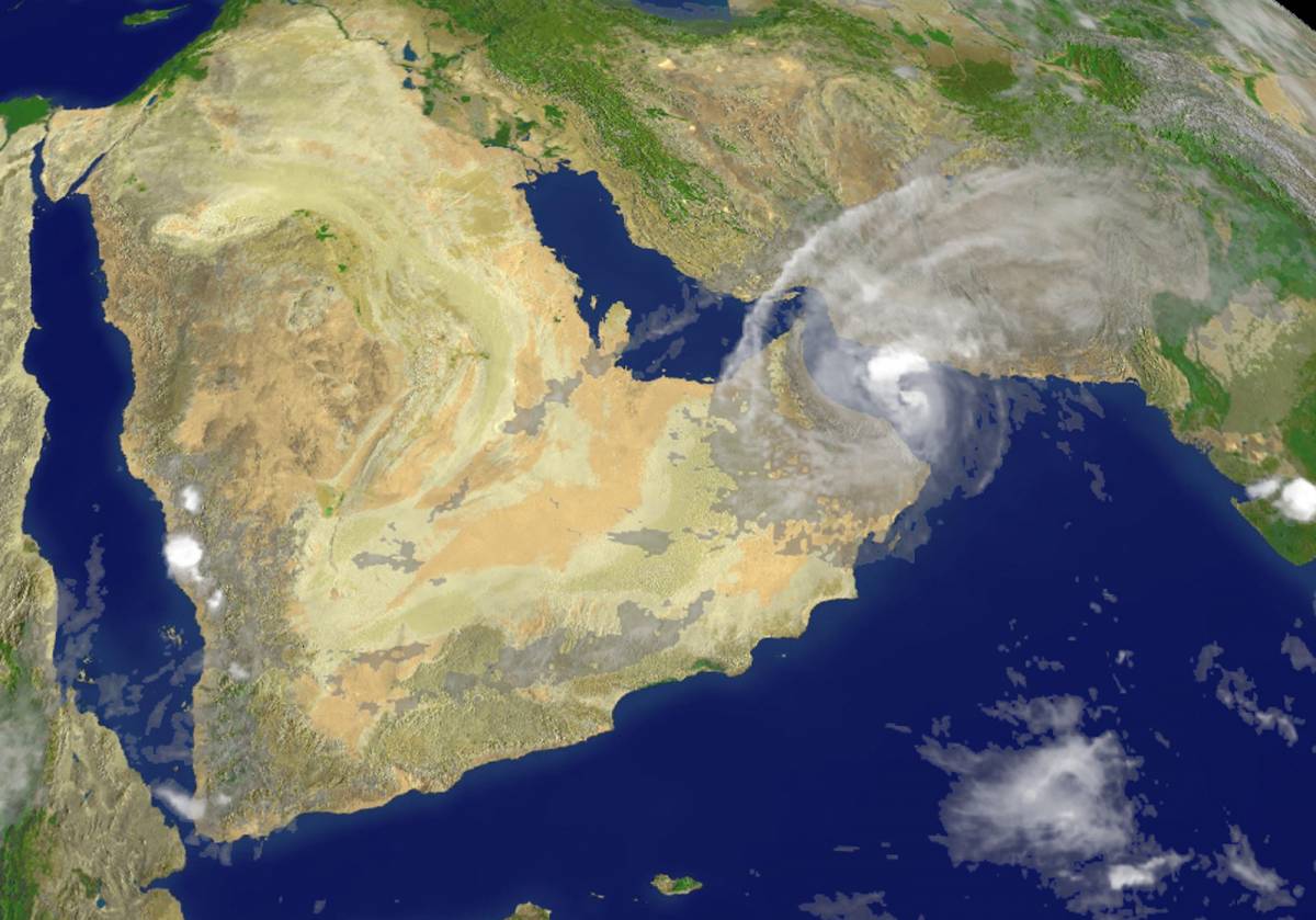 Oman, l'uragano Gone semina morte: 12 vittime, decine di dispersi