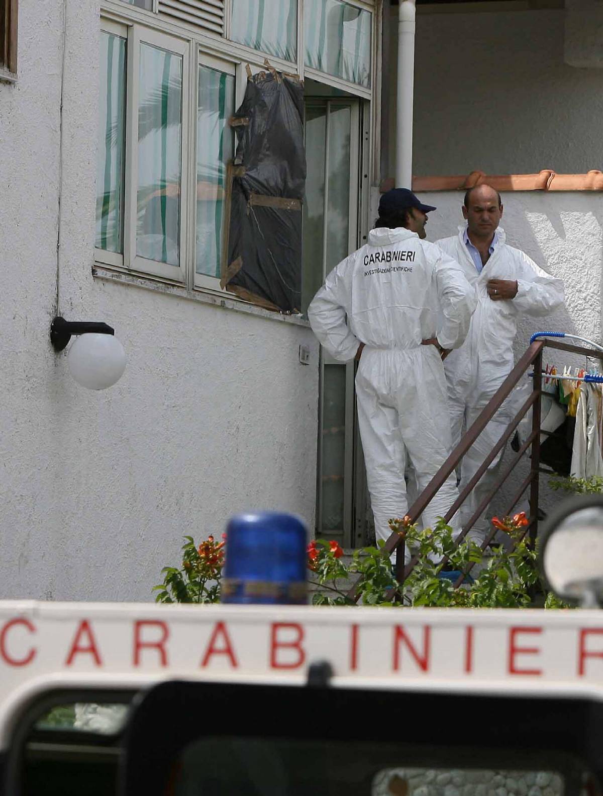 Catanzaro, scomparsa una coppia 
Tracce di sangue nella loro casa