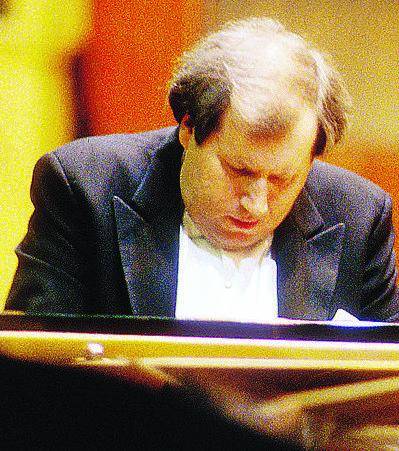 Doppio recital per il pianista Sokolov