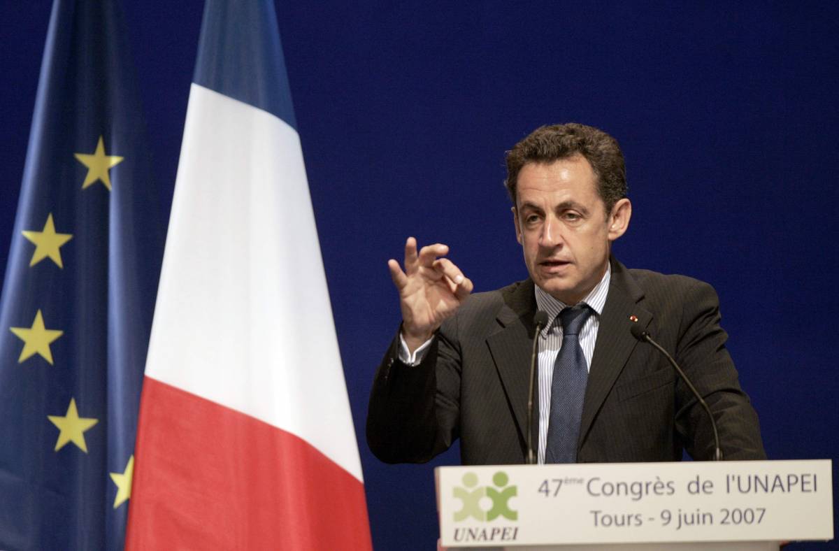 Libano, Sarkozy invita Hezbollah in Francia