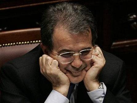Il Paese protesta, ma Prodi scappa 
Berlusconi: è contro l'Italia che lavora