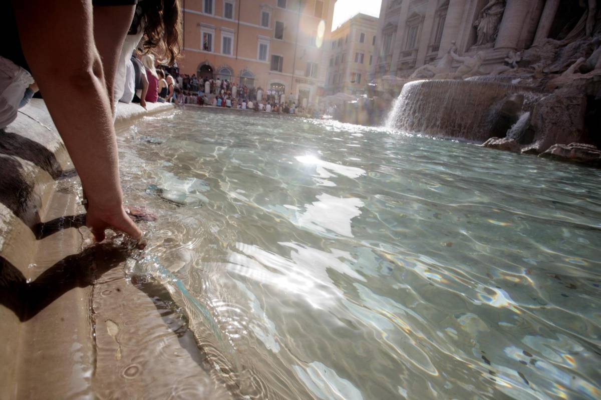 Quaranta gradi, il caldo soffoca 
e alla Fiat salta lo sciopero