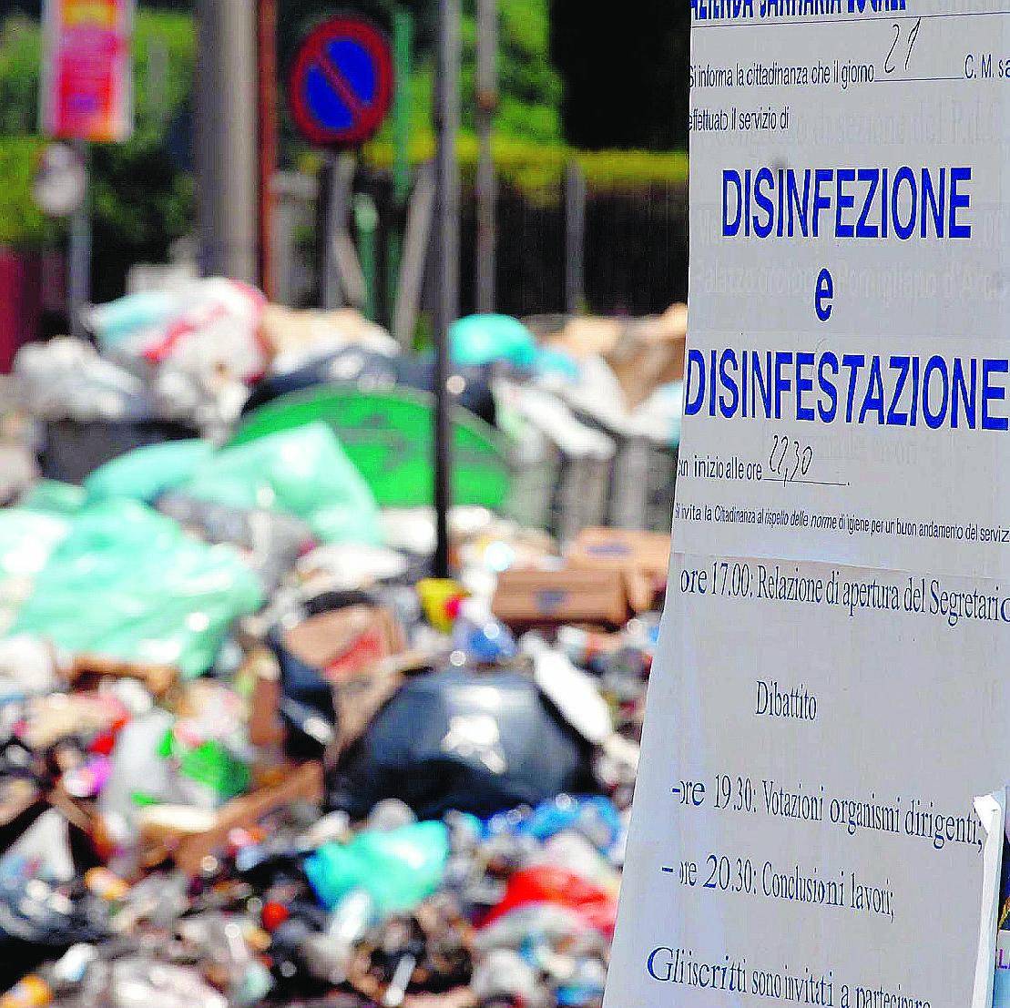 Prodi costretto alla fiducia anche sui rifiuti di Napoli