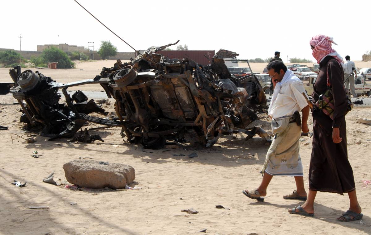 Yemen, kamikaze fa strage di spagnoli
