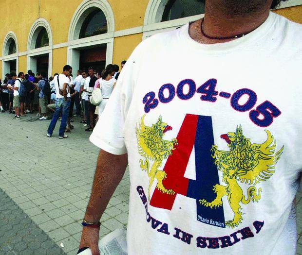 Genoa, proteste degli abbonati ai distinti