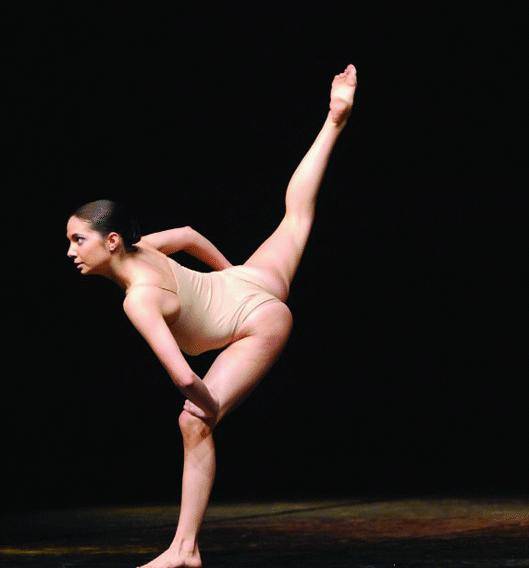 Cinque giovani danzatori colgono l’occasione a S. Matteo