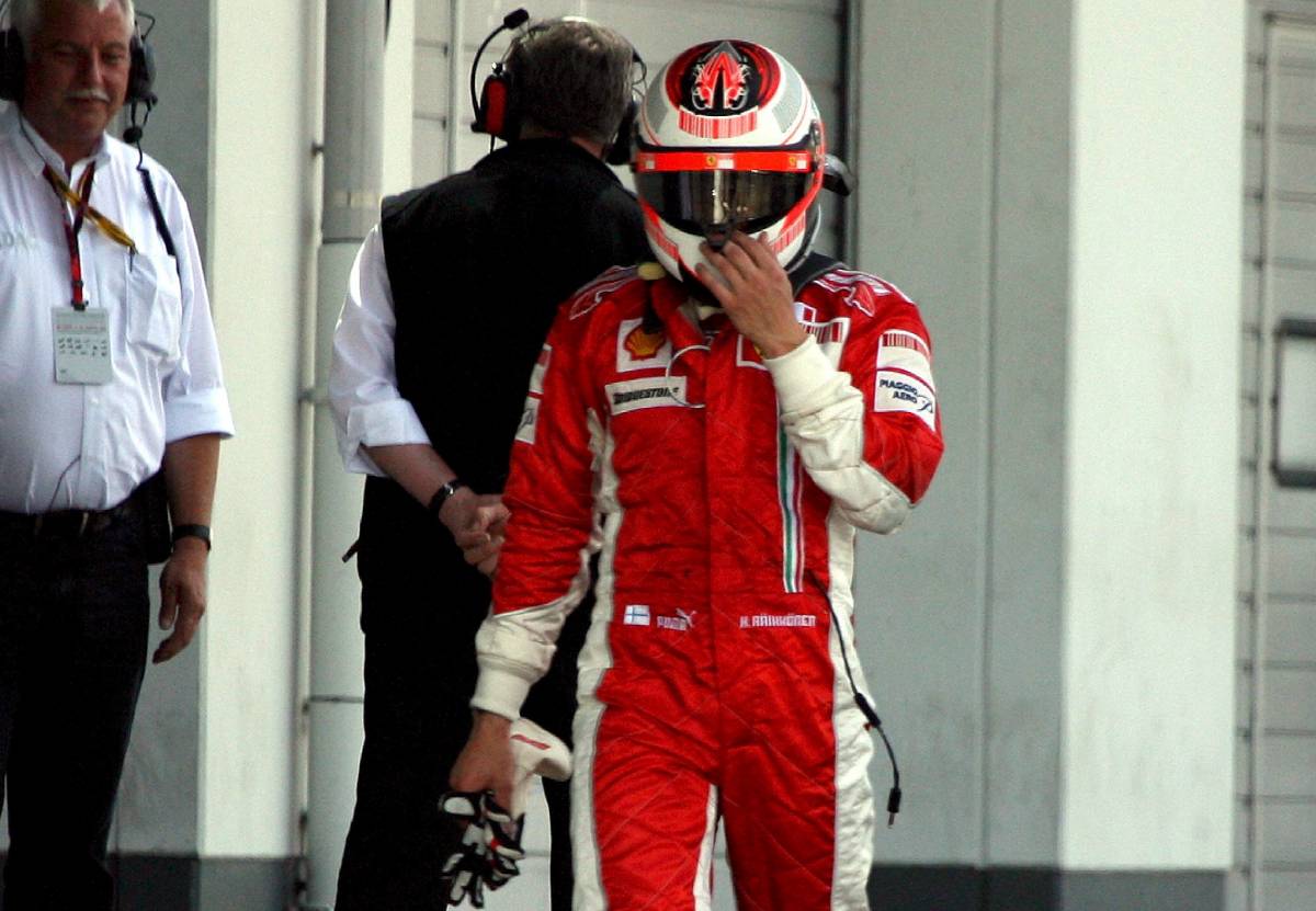 Hamilton e Raikkonen, i due volti della sconfitta