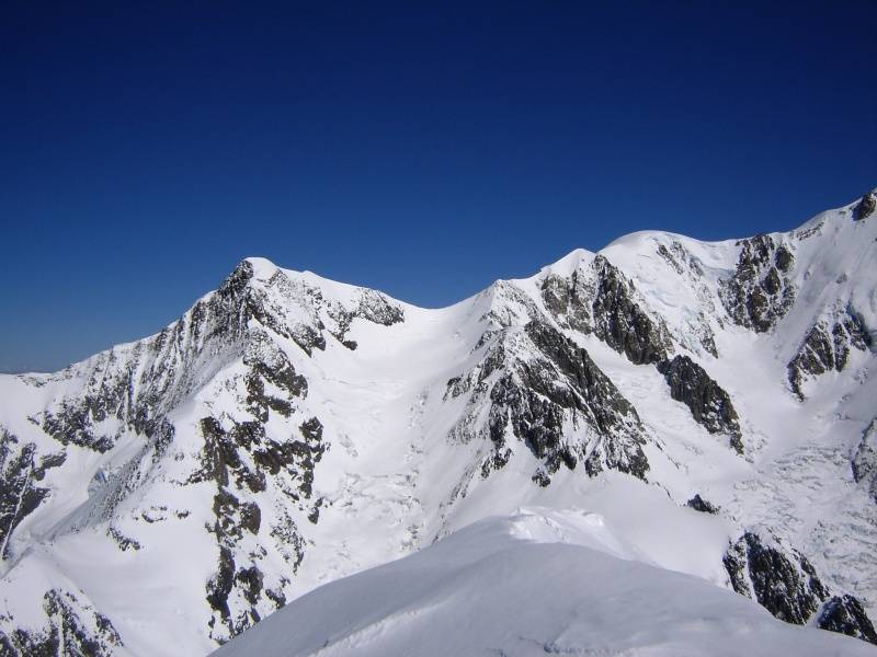 Monte Bianco, 4 alpinisti morti congelati