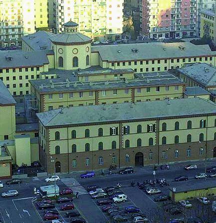 C’è chi fissa la residenza in carcere