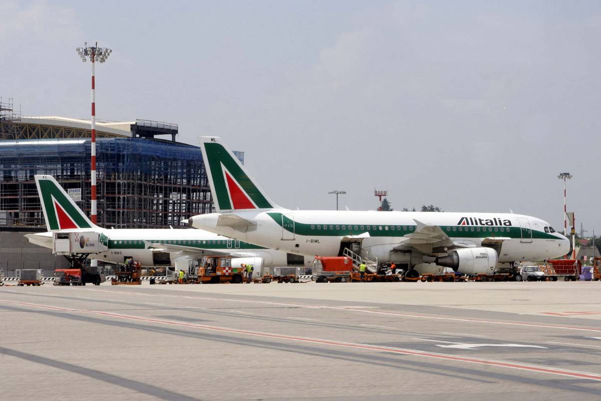 Alitalia "taglia" a Malpensa 
Formigoni: basta giochetti